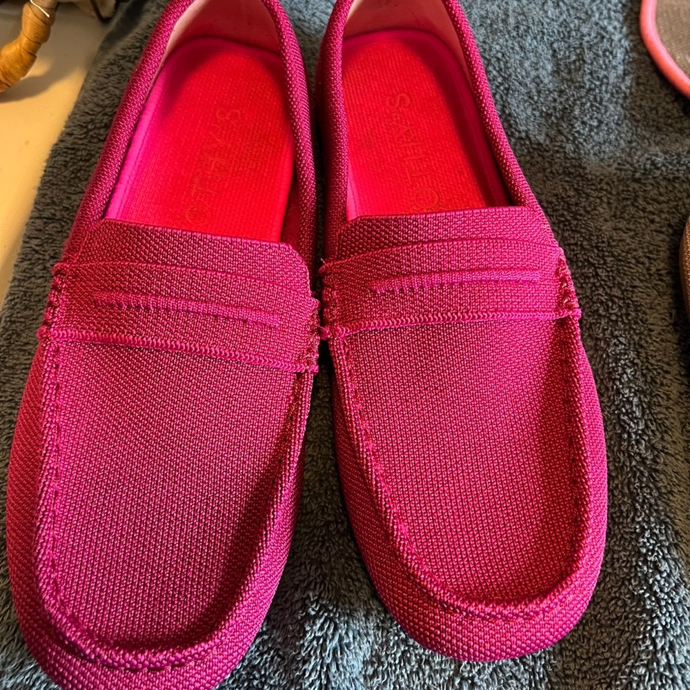 Rasberry Rothy’s Loafers! Great condition. Only worn a hand full of times